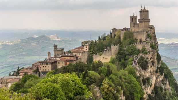 A pequena república de San Marino também está oferecendo vacina para turistas