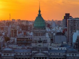 cropped-Buenos-Aires-foi-considerada-a-cidade-mais-barata-para-viajar-em-2021.jpg