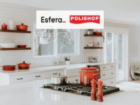 cozinha branca com panelas vermelhas com logo esfera polishop