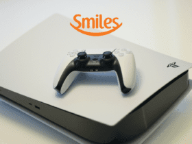 playstation 5 com a logo da Smiles