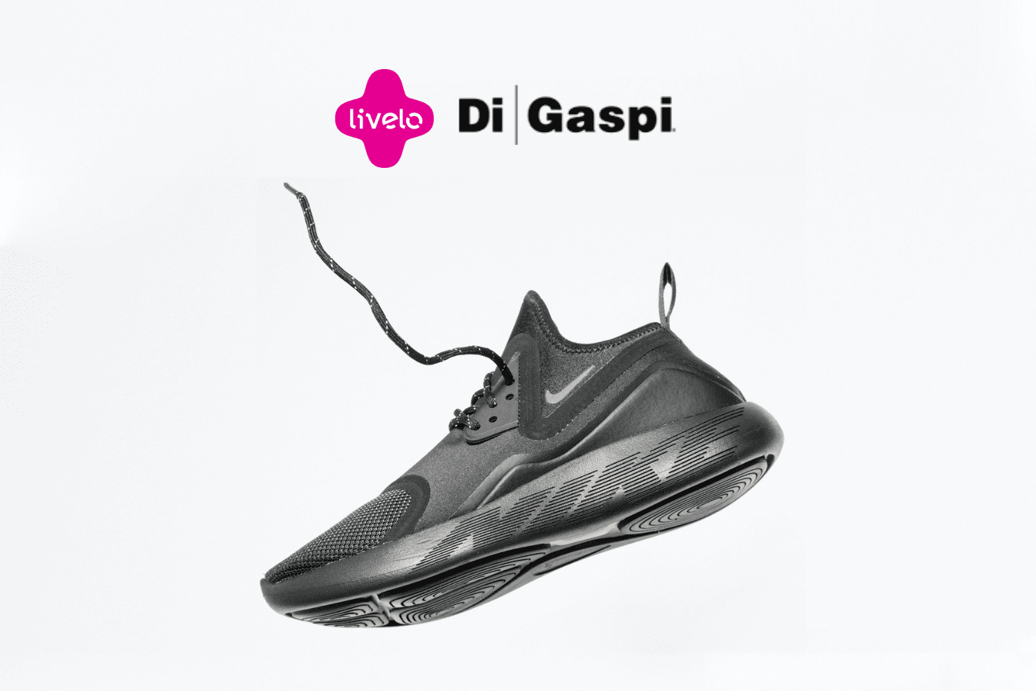 Tênis esportivo com logo Livelo Di Gaspi