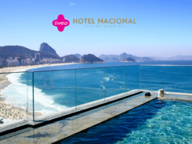 Vista da cobertura de um hotel no Rio de Janeiro com Logo Livelo e Hotel Nacional