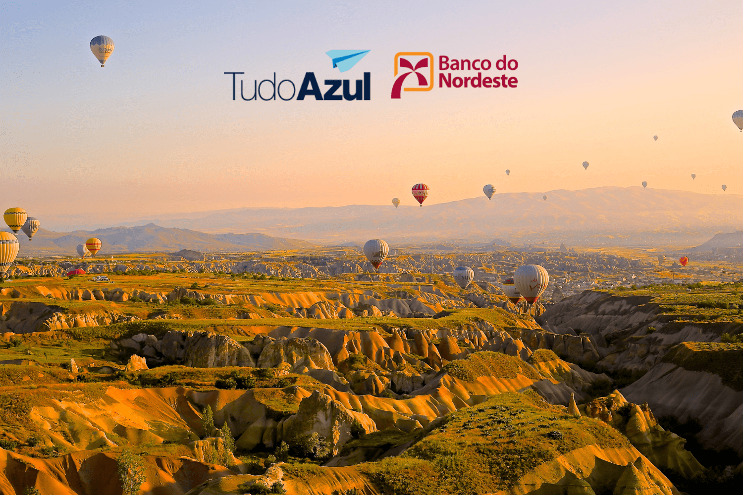 imagem de balões voando com logo TudoAzul e Banco do Nordeste 70% de bônus TudoAzul