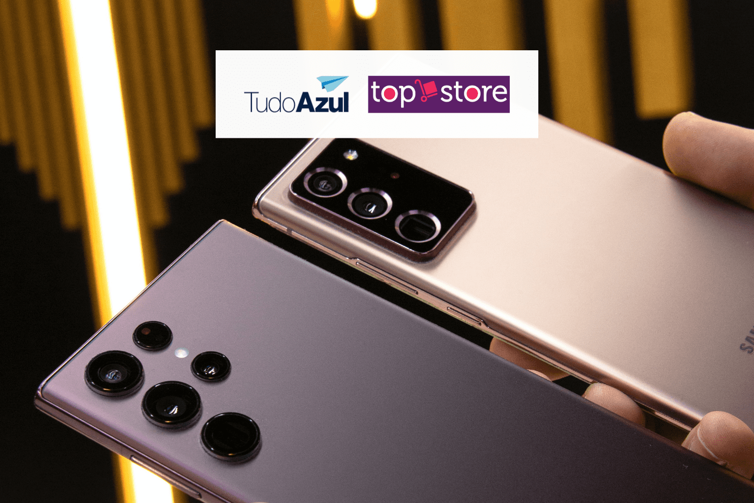 smartphones preto e rosé com logo TudoAzul e TopStore 8 pontos TudoAzul