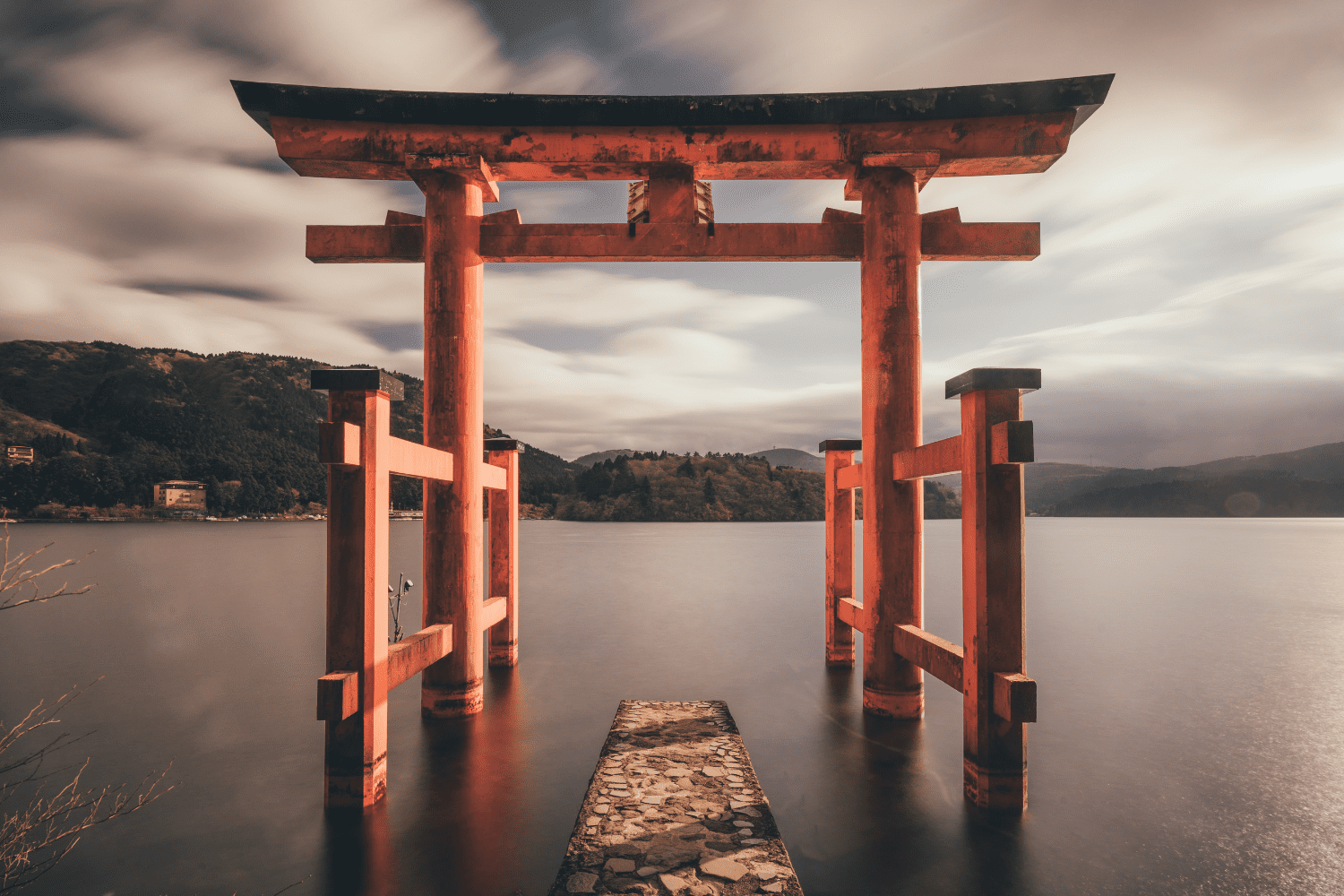 Imagem do Torii Gate no Japão - Japão autoriza solicitação de visto online para brasileiros -