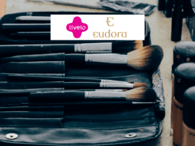 pincel de maquiagem com logo Livelo e Eudora 8 pontos Livelo