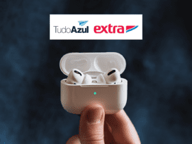 fone de ouvido branco com logo TudoAzul Extra 15 pontos TudoAzul