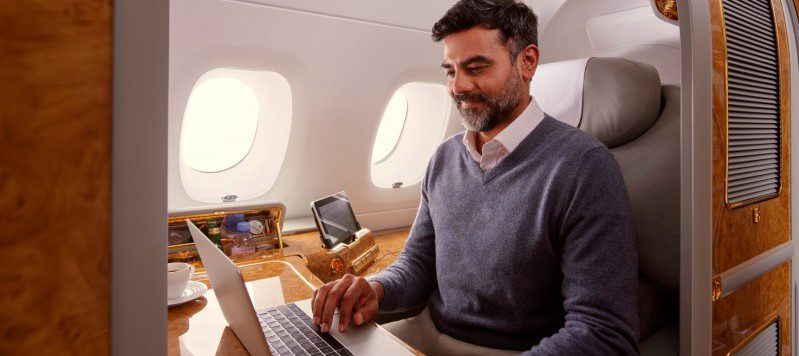 Emirates oferece Wi-Fi gratuito a bordo para associados Skywards