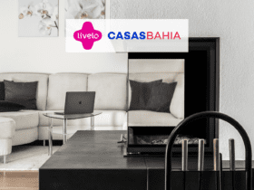cômodo de uma casa com logo Livelo e casas Bahia 6 pontos Livelo