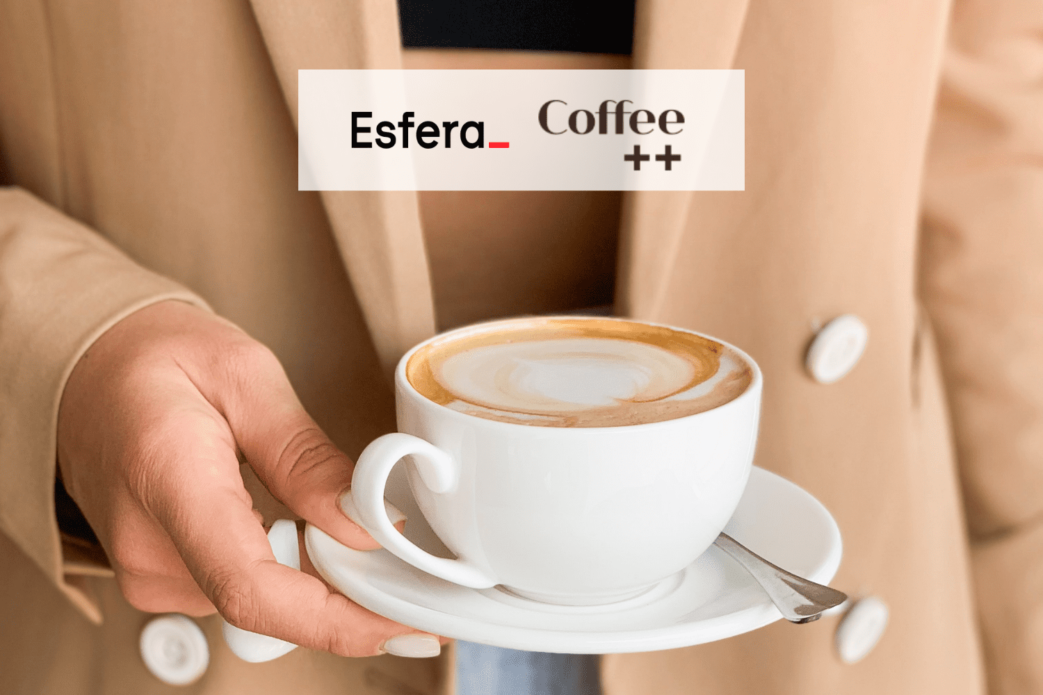 uma xícara de café com logo Esfera e Coffee++ 12 pontos Esfera