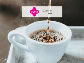 xícara de café servida com logo Livelo e Coffee++ 10 pontos Livelo