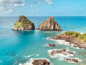 fernando-de-noronha-dois-irmaos-scaled-e1584046825386
