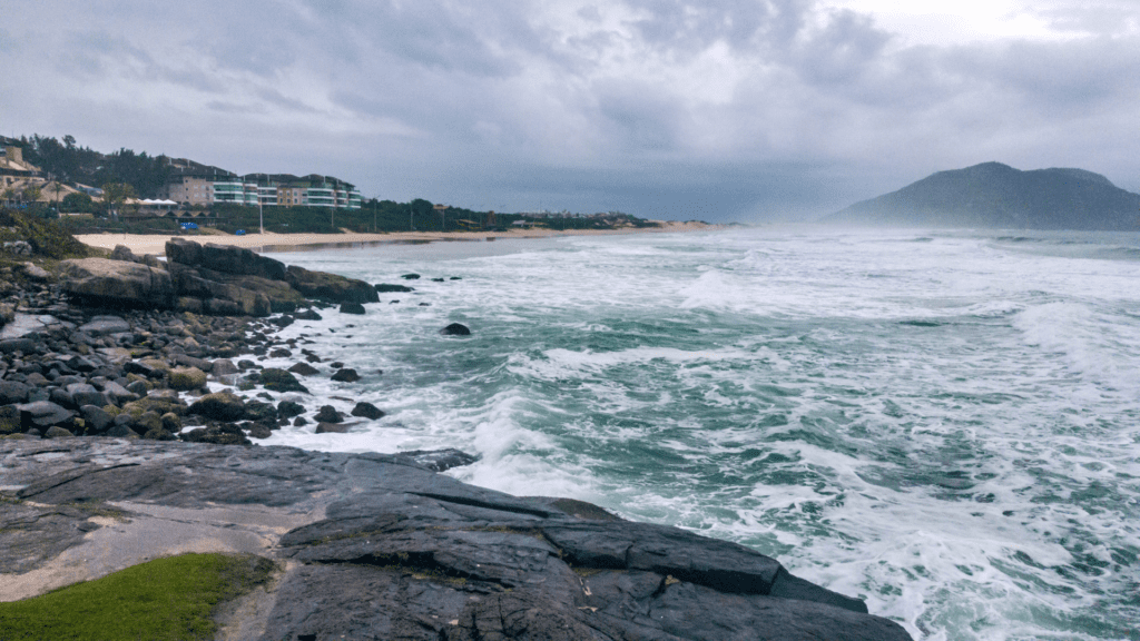 Praia do Santinho - Florianópolis: Guia completo