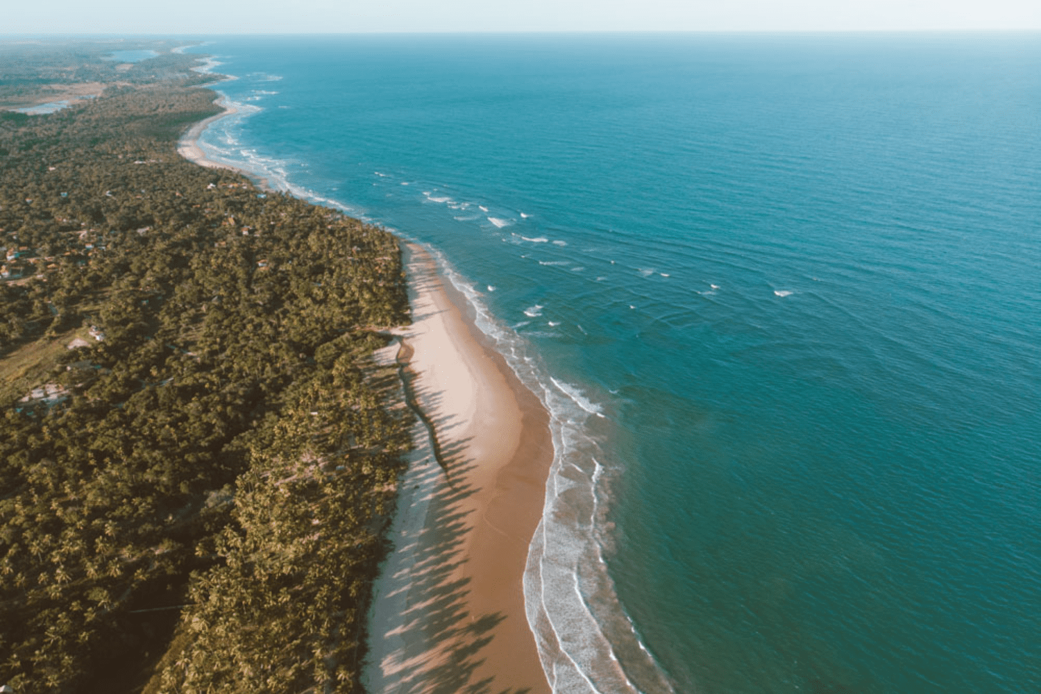 Praia de Algodões na Península de Maraú, Bahia