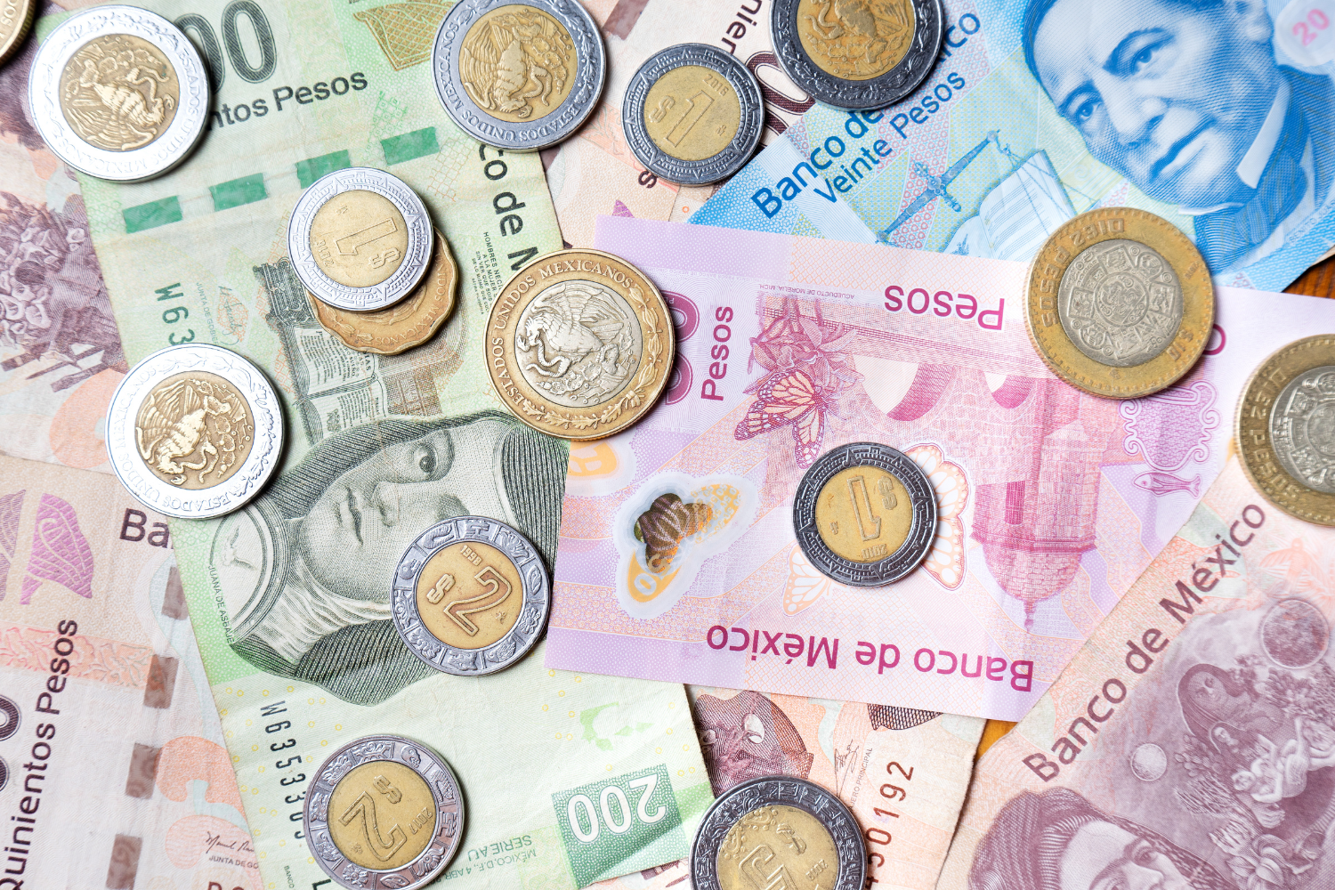 Descubra qual é a moeda do México e qual a melhor opção para levar ao país
