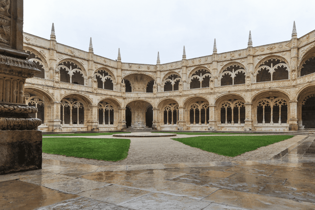 Mosteiro dos Jerónimos  - imagem por Pio3