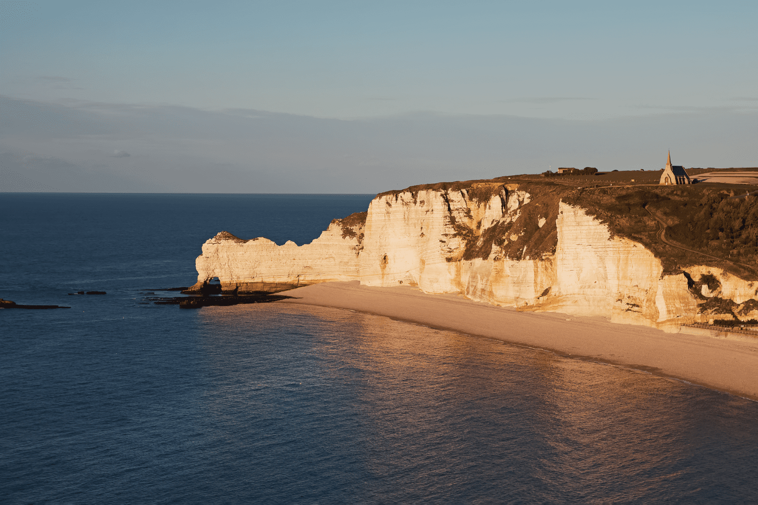 Falésias de Etretat - imagem por Imageblend